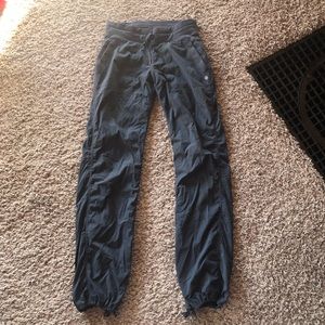 Lululemon pants // size 10/12